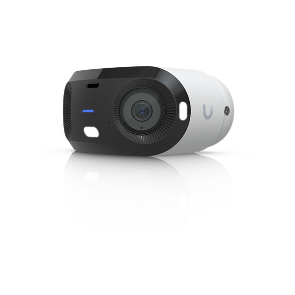 Ubiquiti UVC-G6-180-W, Indoor/Outdoor Dual-Sensor 16MP PoE+ Camera, Panoramic 180° Coverage, White
